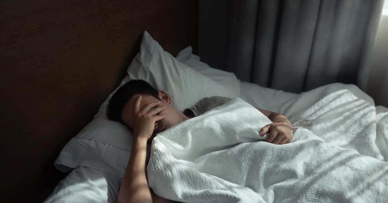 Even Mild Sleep Deprivation May Lead to Weight Gain